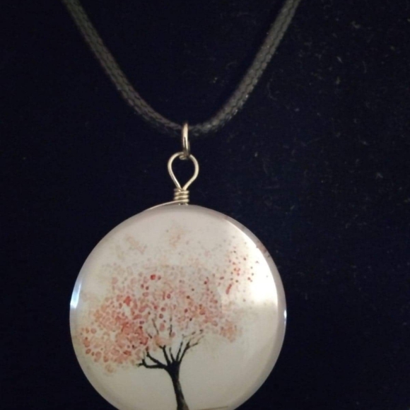 Necklaces - Picture 6 of 8